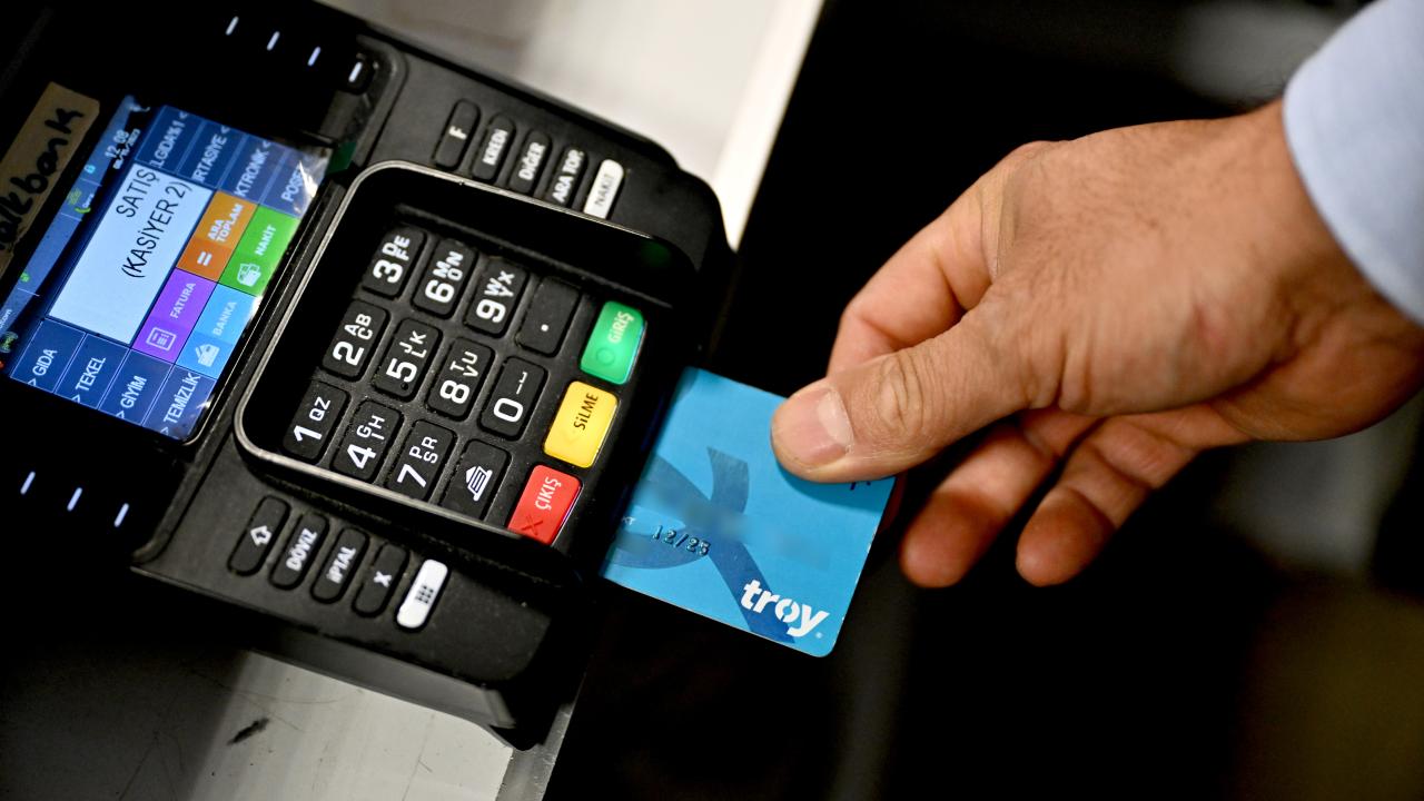 Foto - Kredi kartı ile 2,2 trilyon lira harcadık Parayı unuttuk