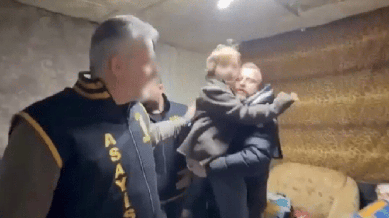 Foto - Küçük çocuk çöp yığınları arasında bulunmuştu! 7 yıllık esarette şoke eden gerçek: Küçük Nazar adını ‘Ahmet’ sanıyormuş