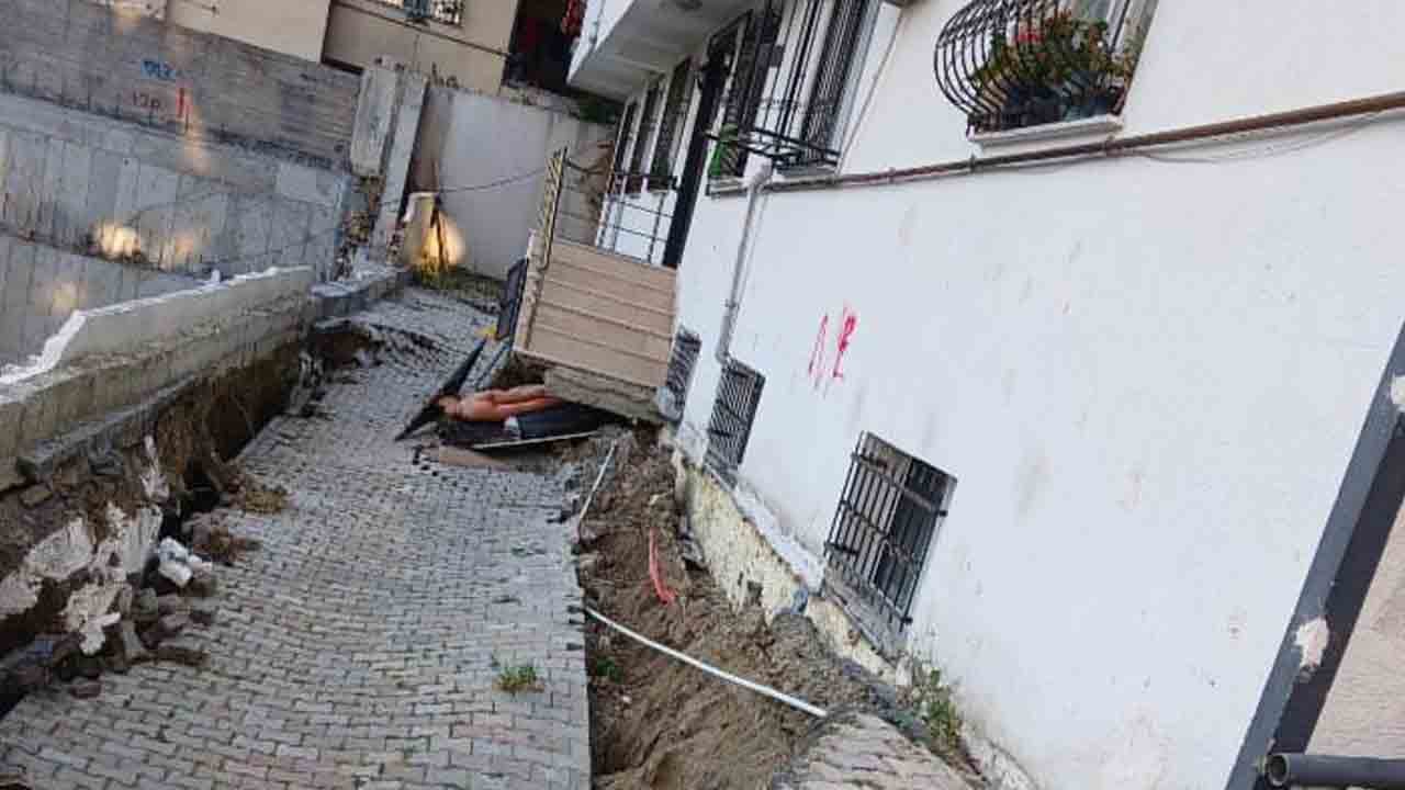 Küçükçekmece'de faciadan dönüldü: Binadaki 29 kişiyi itfaiye kurtardı