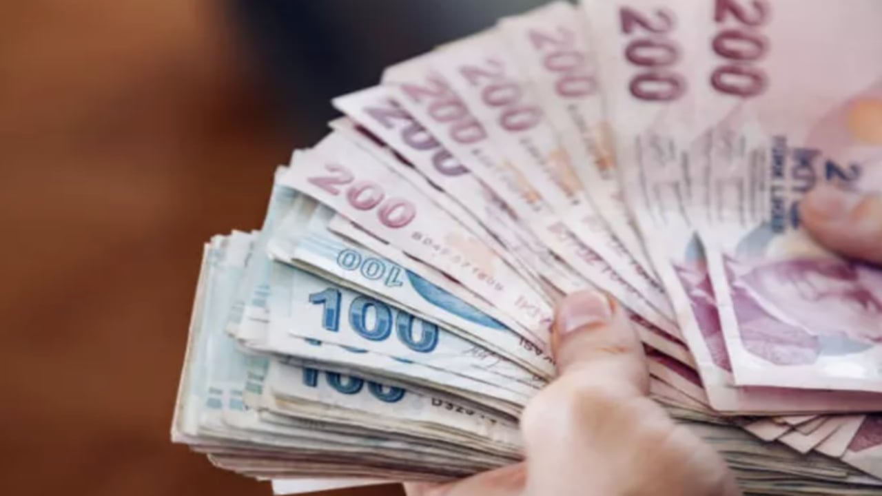 Foto - Kulağı delik isim, "Son dokunuş Erdoğan’ın" dedi, asgari ücreti açıkladı! İşte herkesin merak ettiği rakam