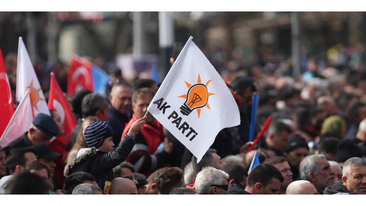 Foto - Kulisler bu iddiayla çalkalanıyor! Bir büyükşehir belediyesi AK Parti’ye geçiyor, ikincisi de yolda