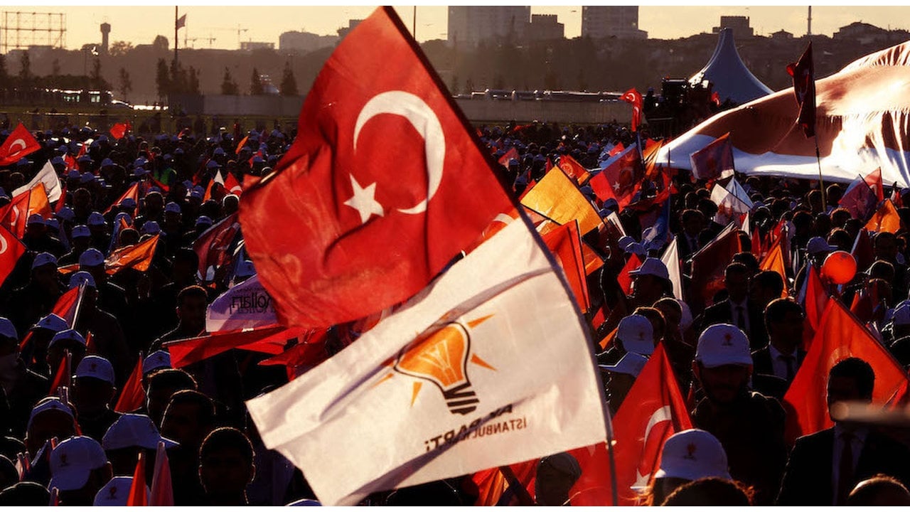 Foto - Kulisler bu iddiayla çalkalanıyor! Bir büyükşehir belediyesi AK Parti’ye geçiyor, ikincisi de yolda
