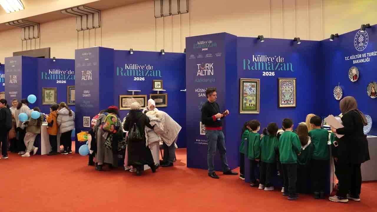 Foto - Külliye’de Ramazan’a yoğun ilgi! Çocuklar Külliye’de Ramazan’a yoğun ilgi gösteriyor