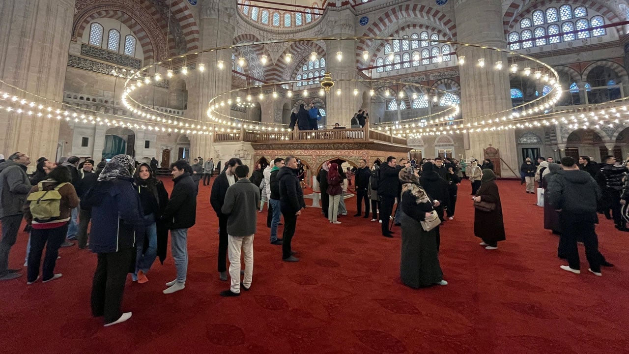 Foto - Kültür Mirası yeniden ibadete açıldı! Selimiye’de 4 yıl sonra ilk namaz