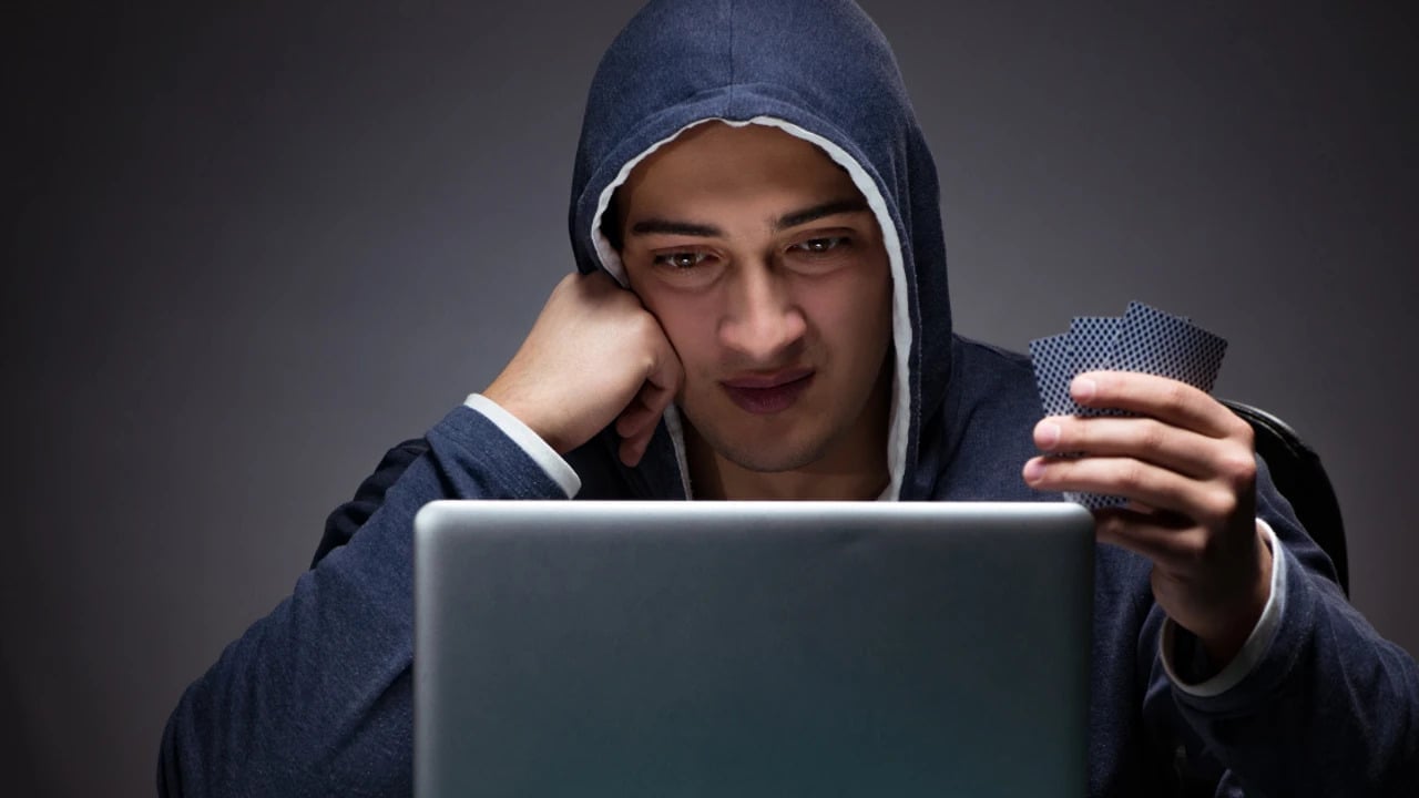 Foto - Kumar, telefonlarla her eve girdi!