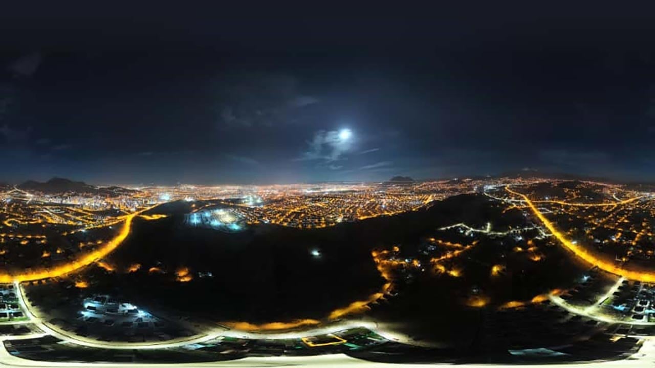 Kunduz Süper Ay gökyüzünü aydınlattı! Vatandaşlar akın etti izleyenler şaşkın kaldı!