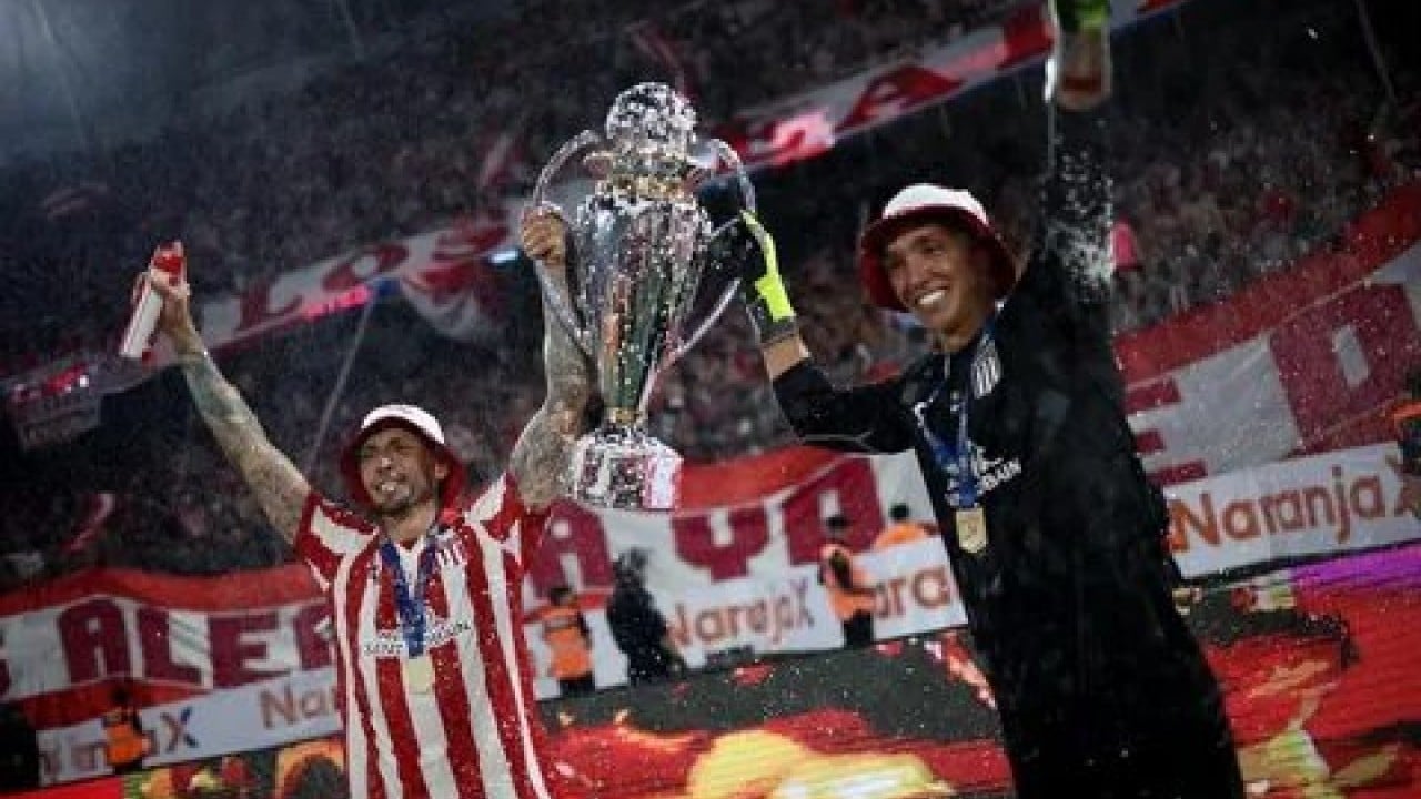 Foto - Kupa canavarı yine yaptı yapacağını! Muslera kaldığı yerden devam