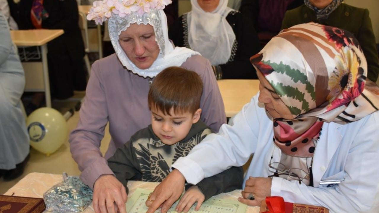 Foto - Kur'an-ı Kerim'den etkilenip Müslüman oldu