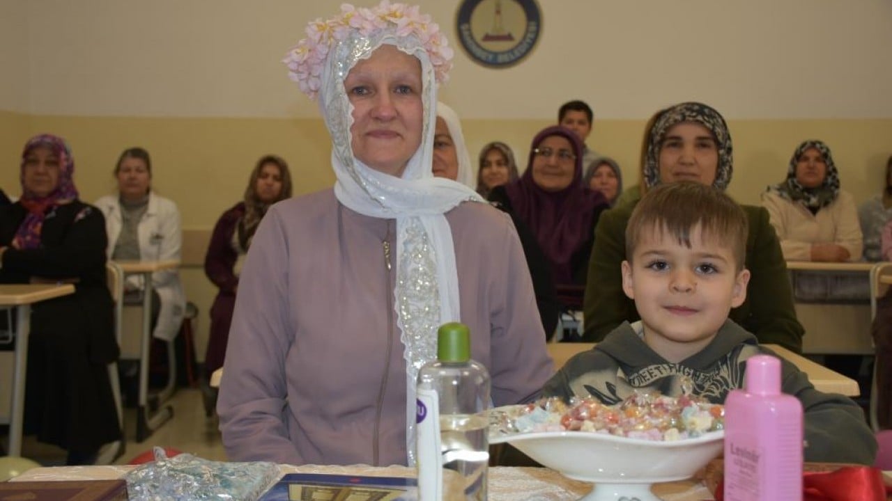 Foto - Kur'an-ı Kerim'den etkilenip Müslüman oldu