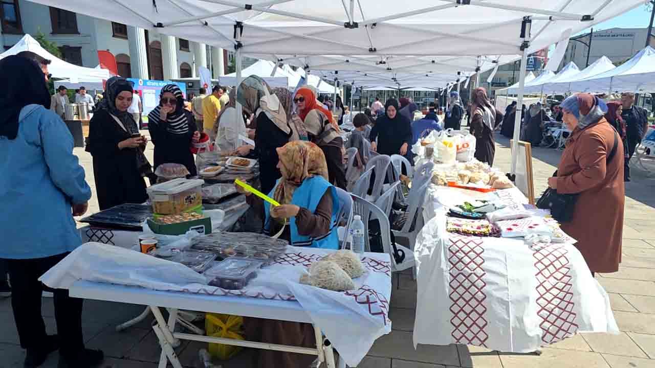 Foto - Kur’an kursu öğrencilerinin renkli anları: Asım’ın Nesli’nin yıl sonu coşkusu