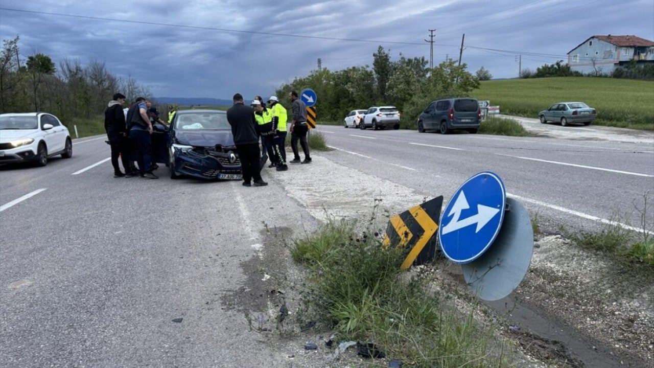 Foto - Kurban Bayramı tatilinde meydana gelen trafik kazaları! Bakan Çiftçi acı bilançoyu açıkladı 