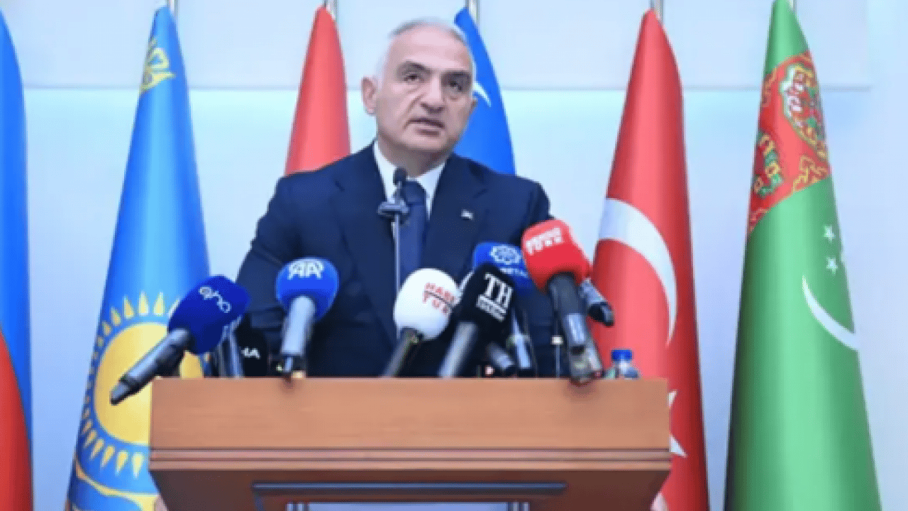Foto - Kurban Bayramı tatilinin 9 güne uzatılması gündemde: Bakan Ersoy, konuya açıklık getirdi