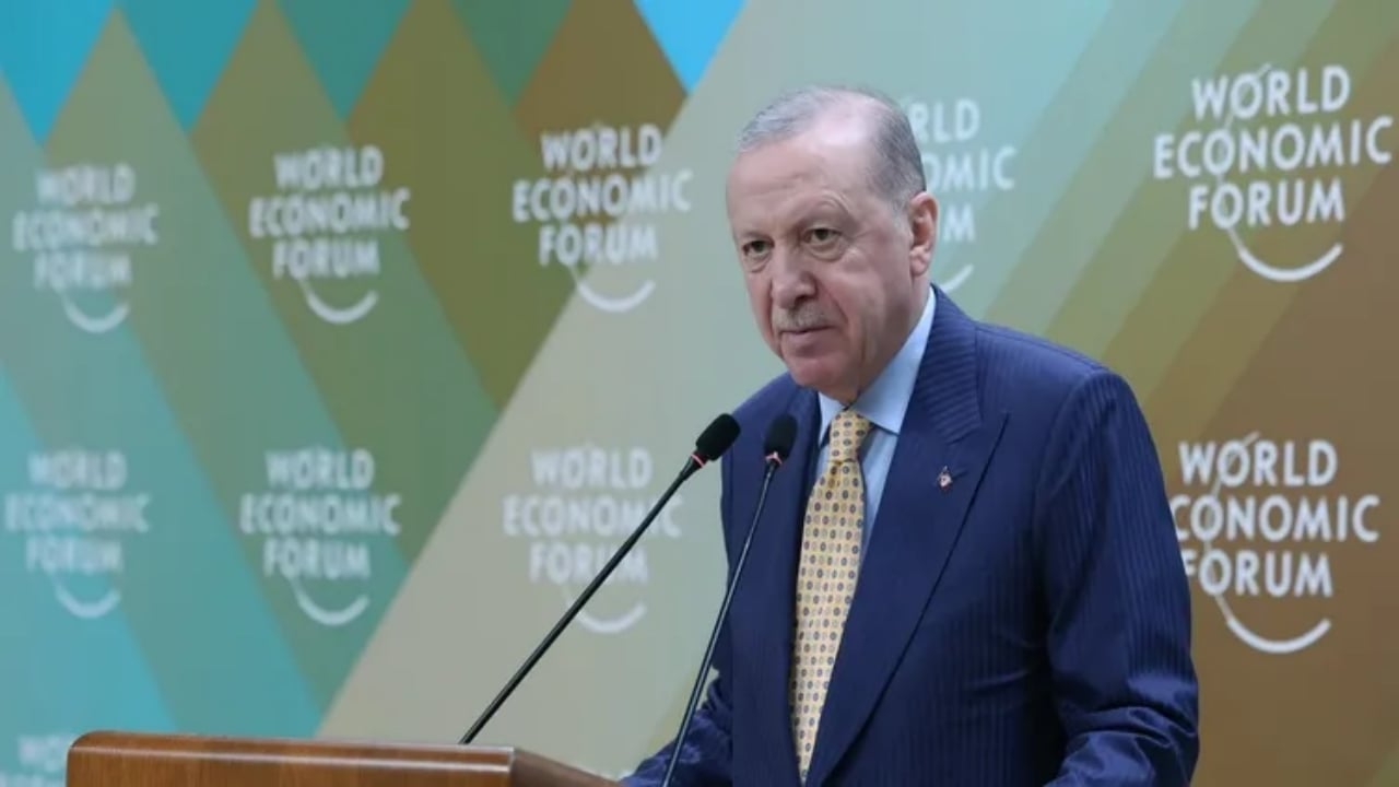 Foto - Küresel devler İstanbul’da eğildi! WEF’ten Türkiye için "benzersiz güç" itirafı: Siz olmadan çarklar dönmüyor