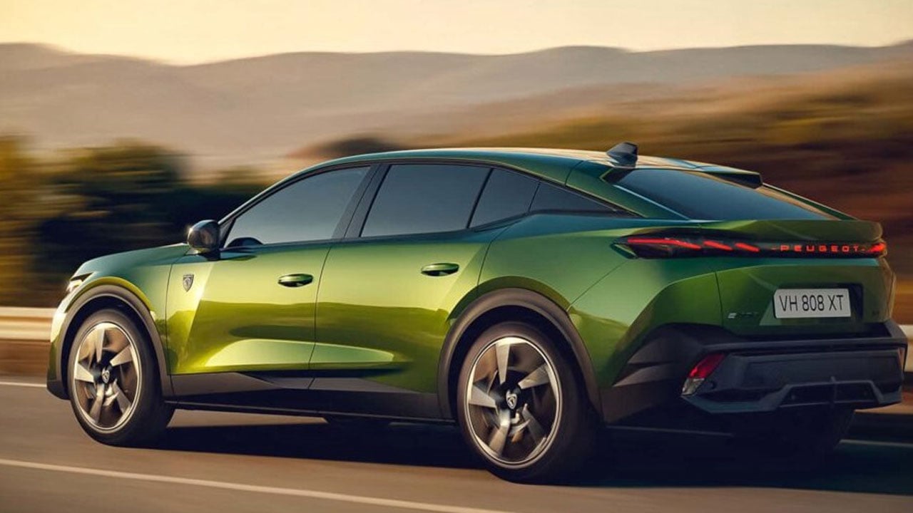 Foto - Küresel pazarda en çok Türkiye'de satıldı! Peugeot 408 yenilenerek dünya sahnesine çıktı