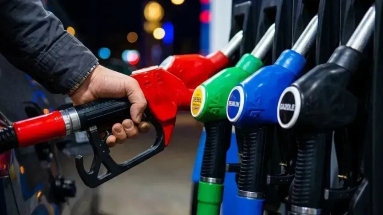 Foto - Küresel petrol baronlarının oyunları pompaya yansıyor! Motorine zam kapıda!