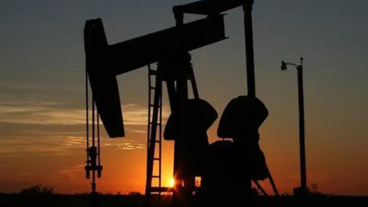 Foto - Küresel piyasalarda petrol düşüşte: Brent petrol 70 dolar seviyesine geriledi