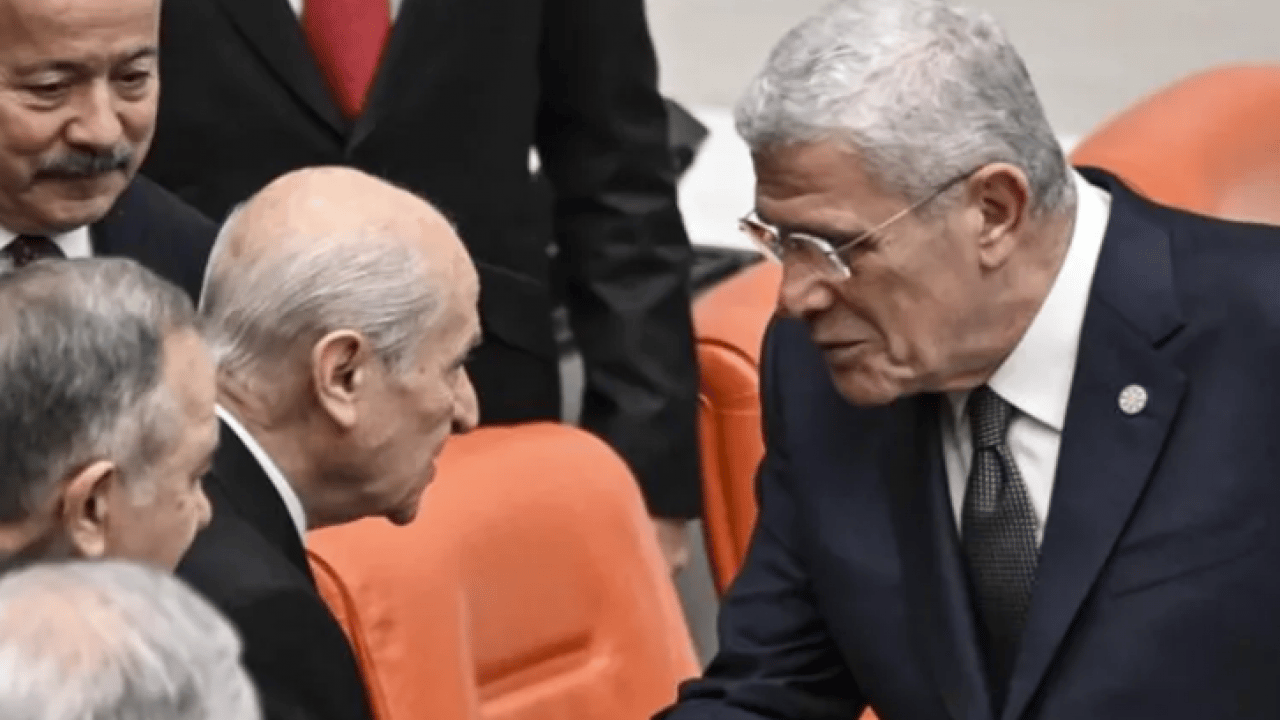 Foto - Kürsüde kükrüyordu ama şimdi ayağına gitti! Dervişoğlu ve Bahçeli arasında ilginç anlar