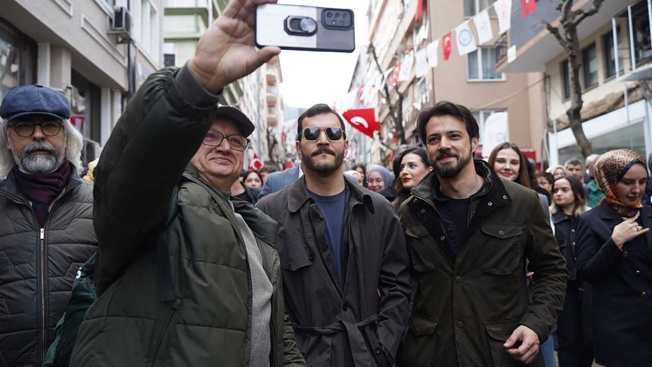 Foto - Kuruluş Orhan oyuncularını birden karşılarında gördüler! Fetih kutlamasında çifte mutluluk