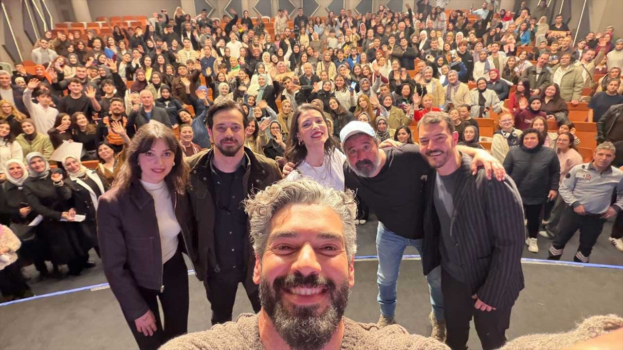 Foto - Kuruluş Orhan oyuncularını birden karşılarında gördüler! Fetih kutlamasında çifte mutluluk