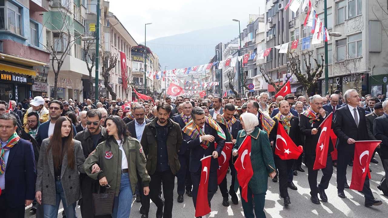 Foto - Kuruluş Orhan oyuncularını birden karşılarında gördüler! Fetih kutlamasında çifte mutluluk