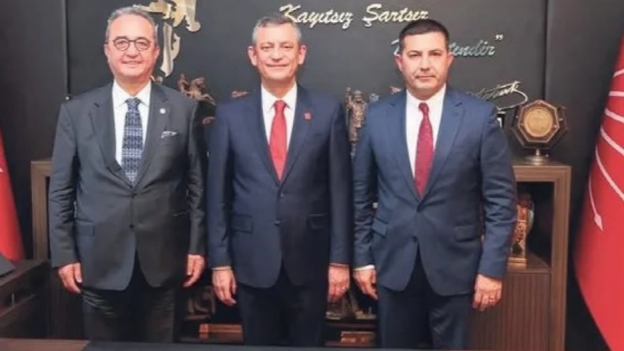 Foto - Kuşadası'nda CHP'li Bülent Tezcan hanedanlığı: Belediye değil, aile şirketi!
