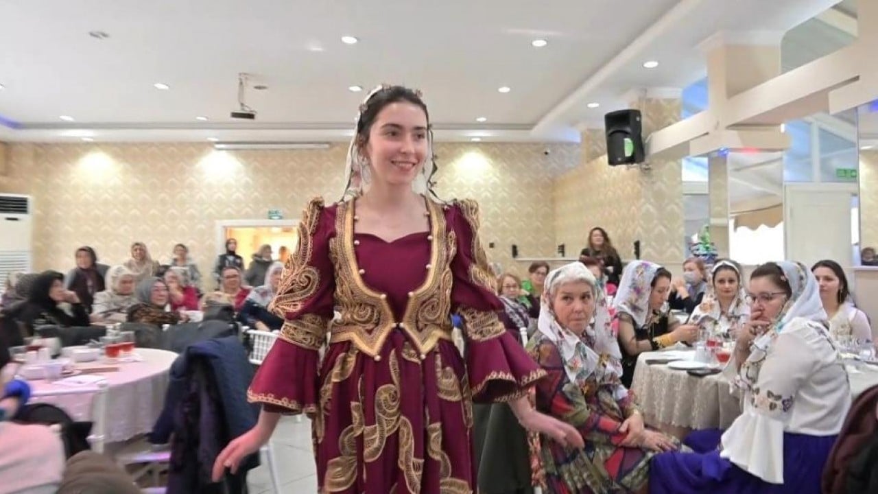 Foto - Kütahya'da geleneksel giyim kültürü yeniden canlandı Şalvarını al gel gecesi