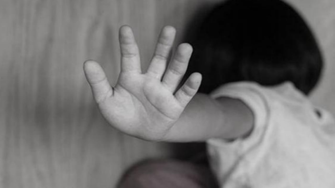 Foto - Kütüphanede skandal! Genç öğretmen, "Sana bir sır vereceğim" deyip 7 yaşındaki kız çocuğunu taciz etti