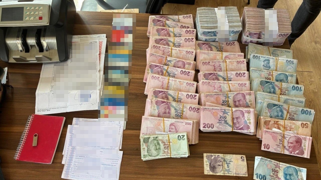 Foto - Kuyumcu gibi görünüp yemedikleri halt kalmamış!