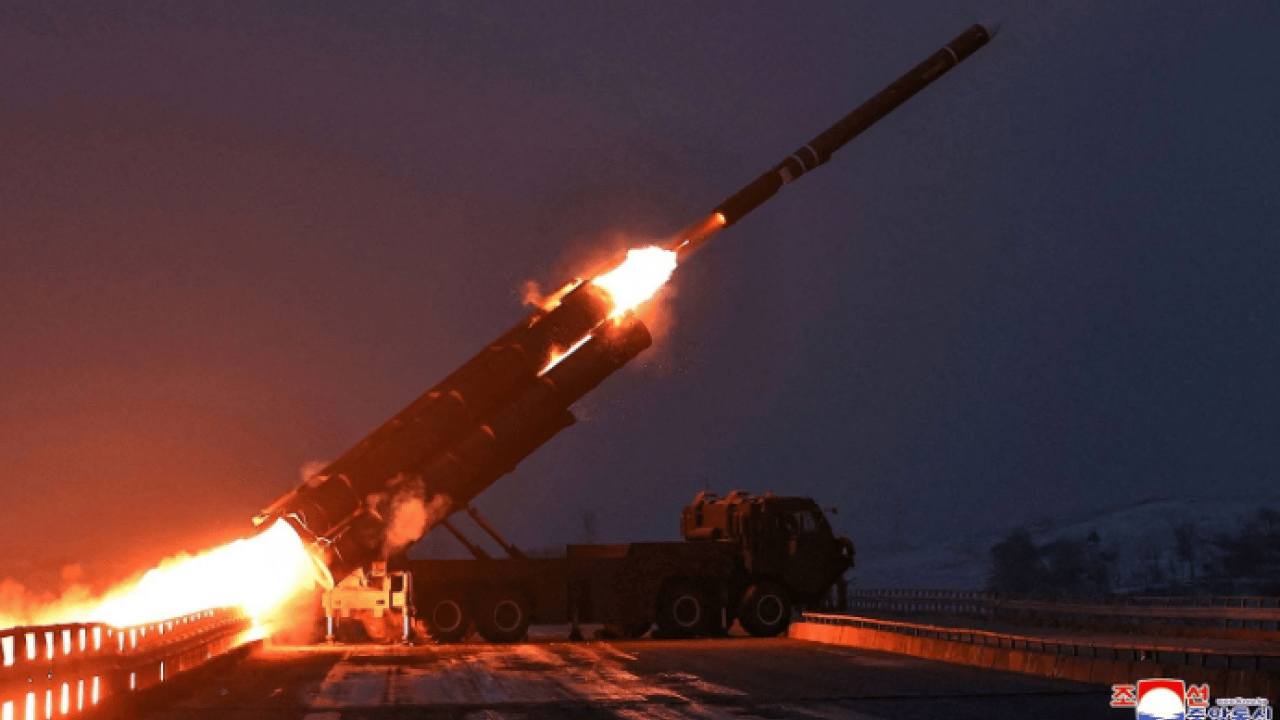 Foto - Kuzey Kore’den sert mesaj: Füzeler ateşlendi, açıklama gecikmedi