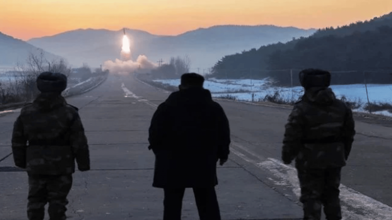 Kuzey Kore’den sert mesaj: Füzeler ateşlendi, açıklama gecikmedi