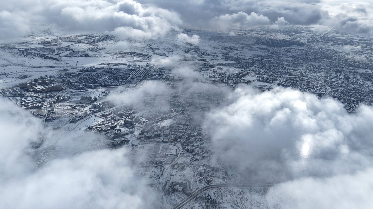 Foto - Kuzeyi andıran kış manzarası! Burası İzlanda değil Elazığ