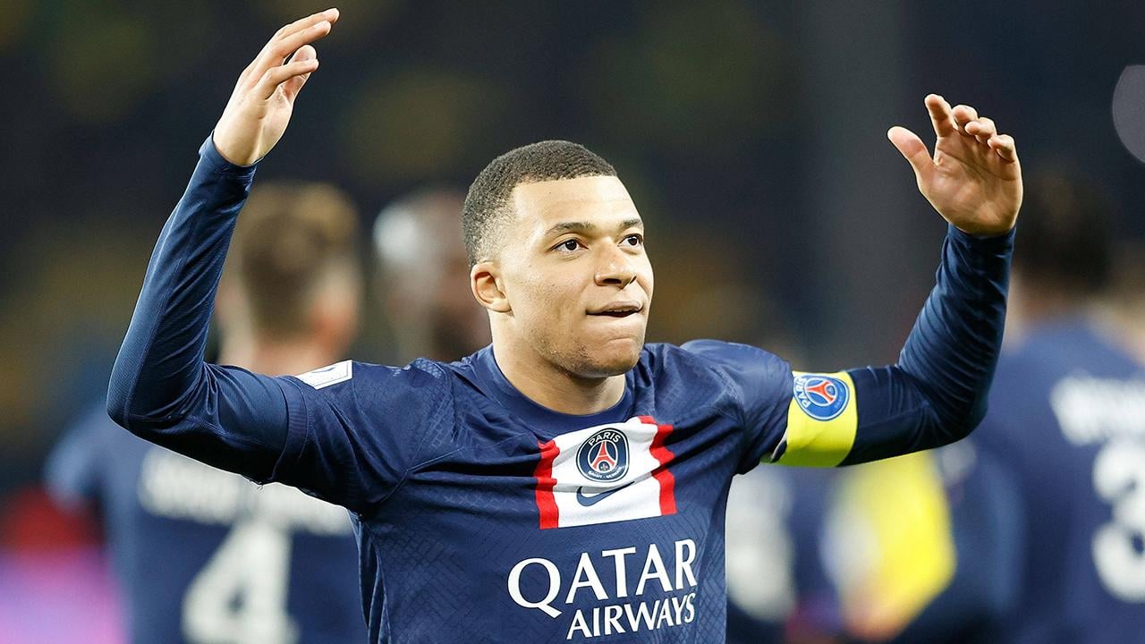 Foto - Suudi Arabistan'da Kylian Mbappe, Barcelona'ya karşı oynayacak: Gönülleri fetheden isim bunu yazdı! İlgili şok olay