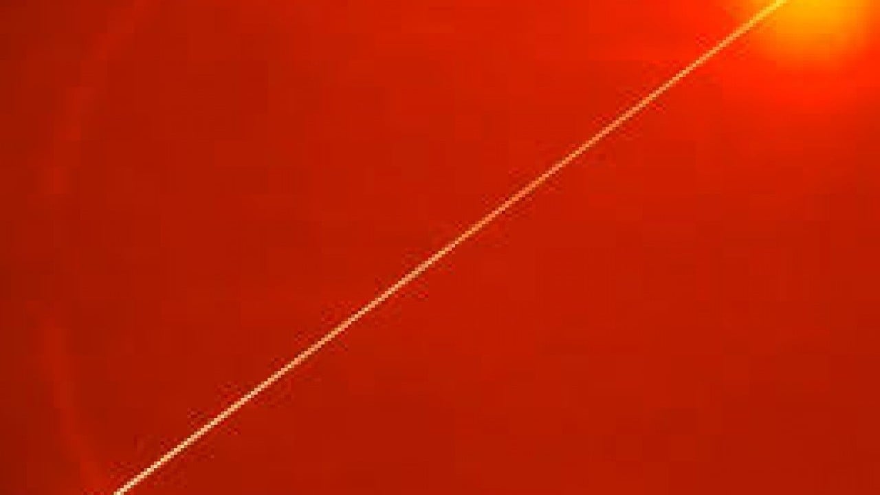 Foto - Lazer silahı aktif edildi: Formula 1 arabalarının neredeyse iki katı hızında uçan İHA'lar cayır cayır yakıldı