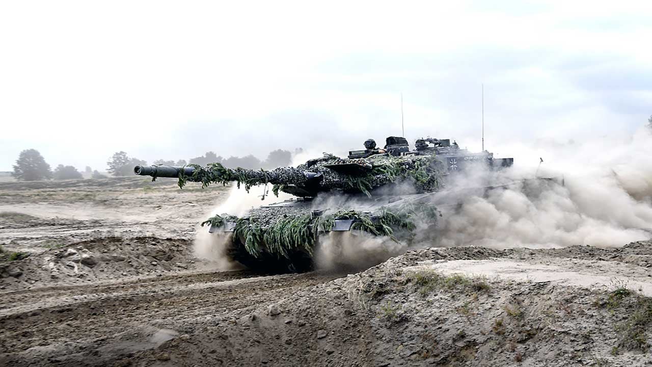 Foto - Leopard 2 başarısız oldu! Dünyanın en iyi tankı Ukrayna'da çöktü