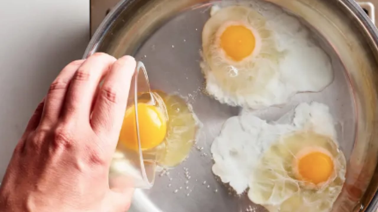 Foto - Lezzetiyle meşhur... Sahurda tok tutan yumurtalı tarif: Çılbır! Şef Hatice Akman'dan sahur menüsü
