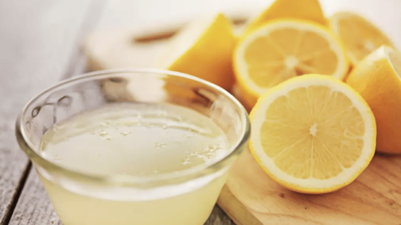 Foto - Limon meğer ne kadar faydalıymış! Sararan beyazlara gelen çözüm...