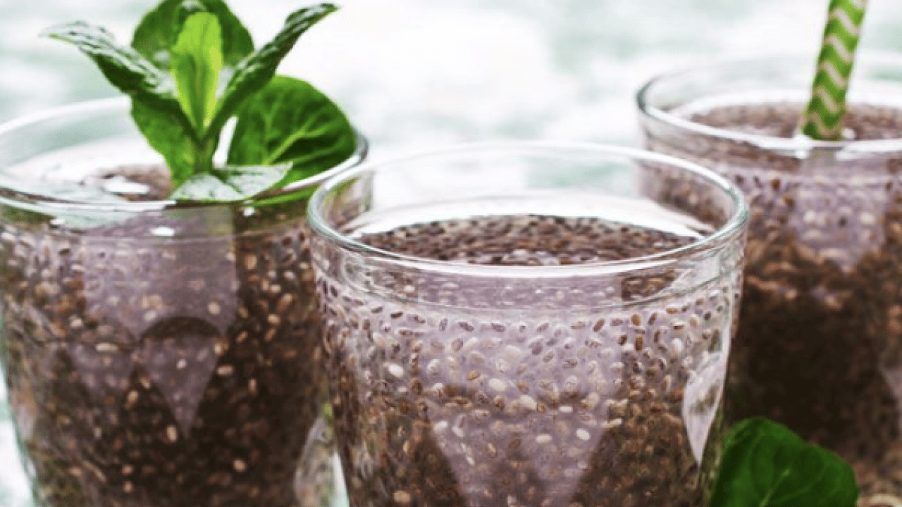 Foto - Limonlu chia içeceği bakın nasıl! Bağırsakları motor gibi çalıştırıyor: Önce bunu alıp, yapın vücut böyle değişiyor! O içecek