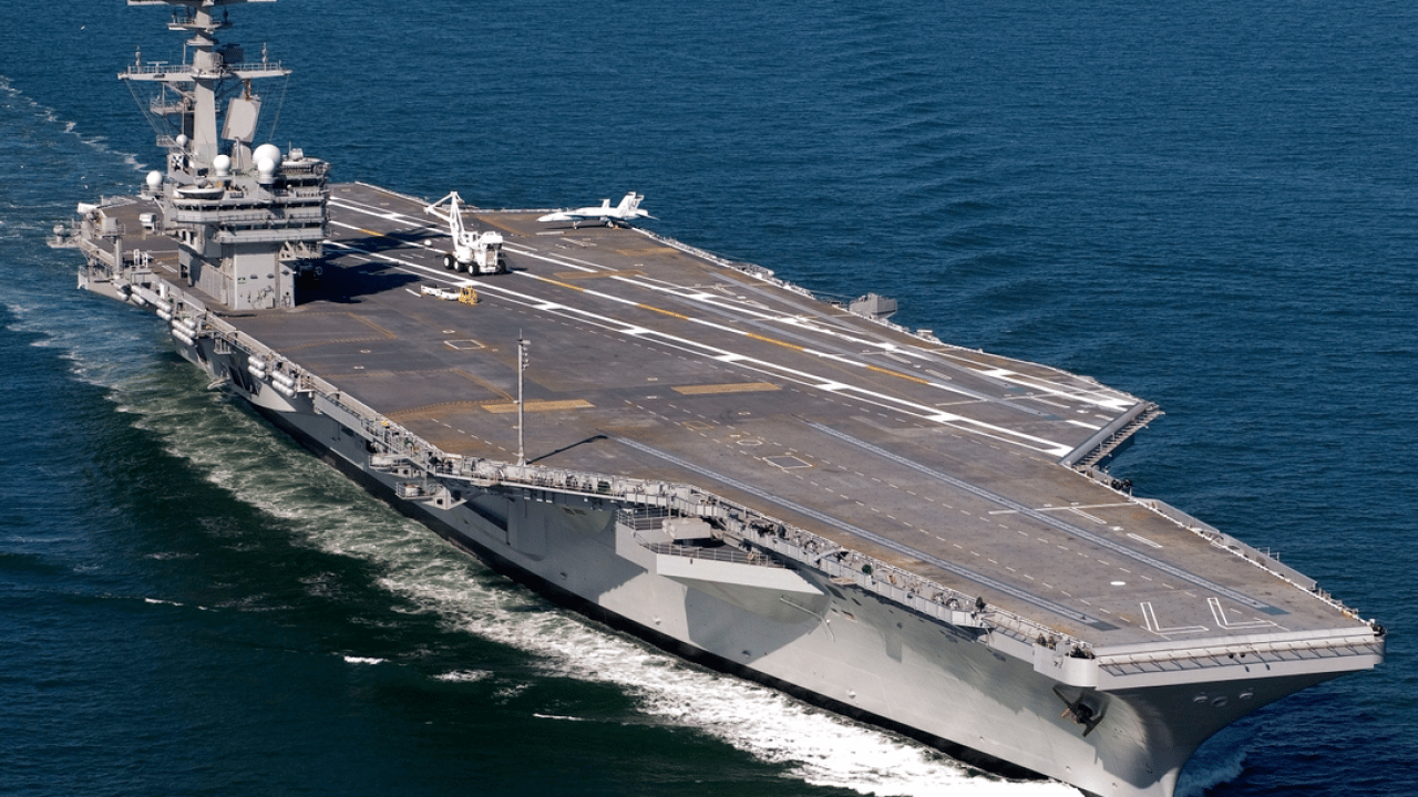 Foto - Lincoln kaçtı, sıra onda! Dün gece şoku yaşayan ABD'den yeni 'uçak gemisi' kararı