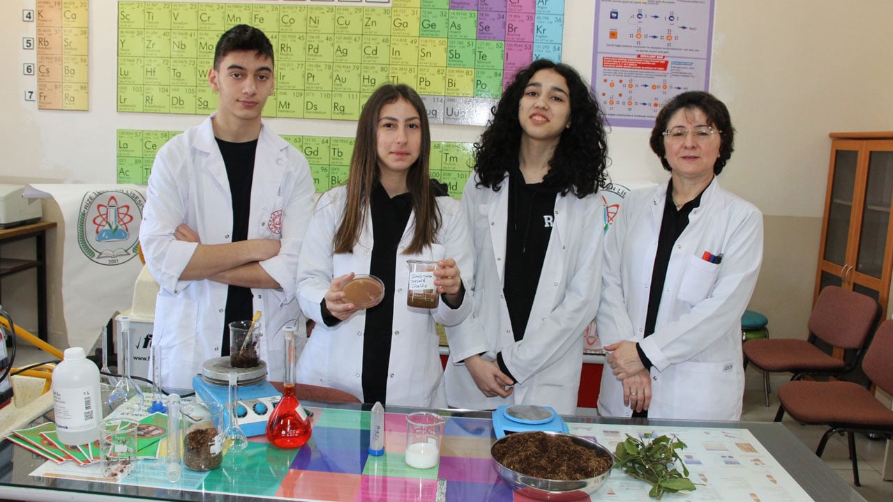 Foto - Lise öğrencilerinden büyük başarı! Bakın çay atığından ne geliştirildi