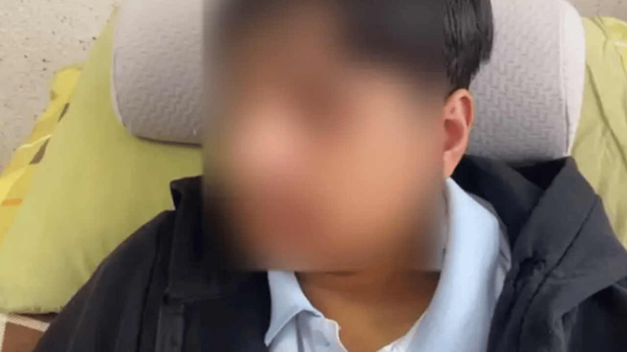 Foto - Lisede akran zorbalığı! Sırasına oturan arkadaşının çenesini kırdı