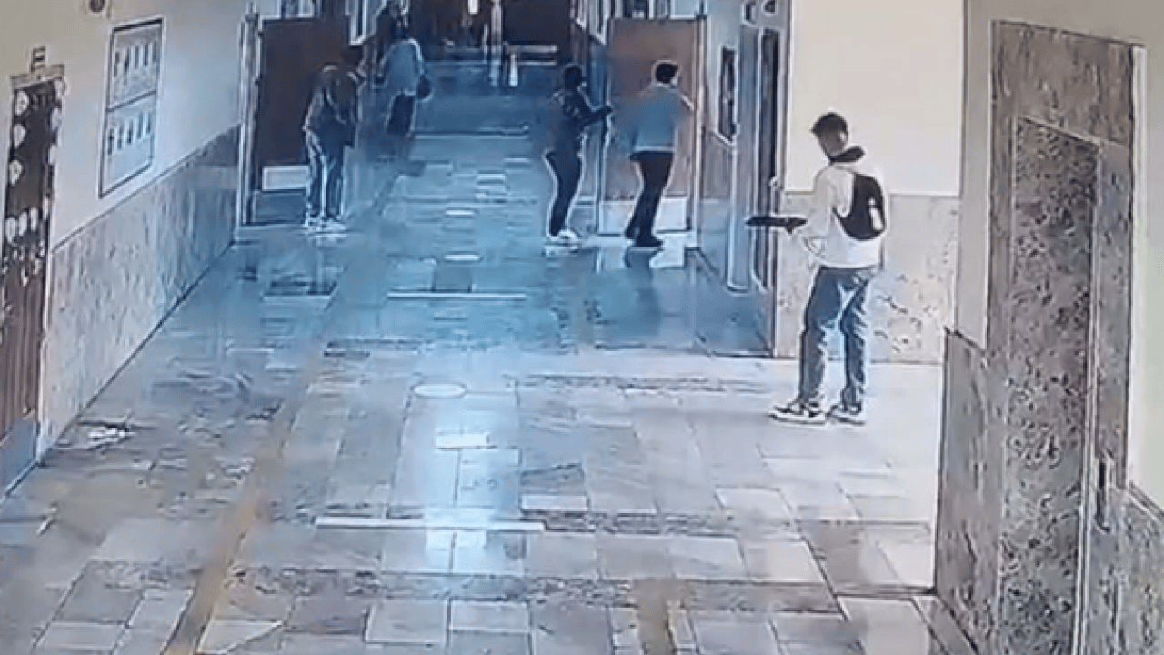 Foto - Lisede dehşet saçan şahsın paylaşımları ortaya çıktı! ‘Bir kaç gün sonra saldırı olacak hazır olun'