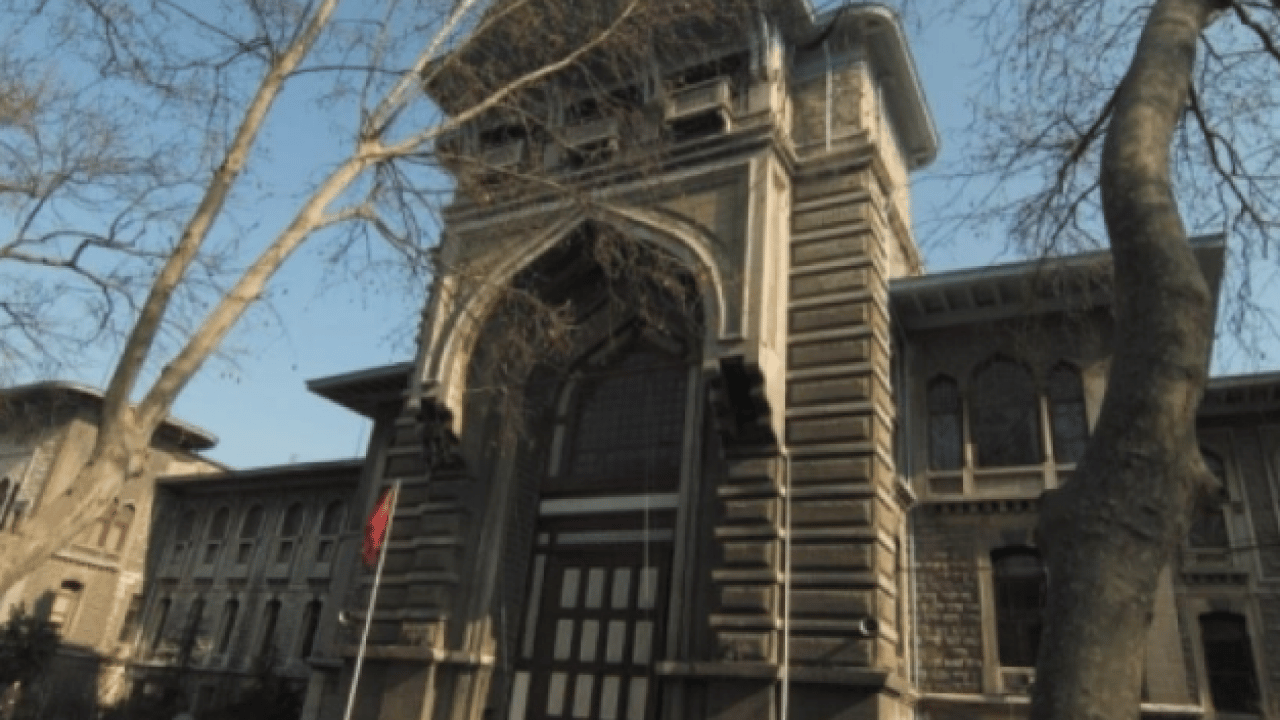 Foto - Lisede taciz skandalı: Müdür görevden uzaklaştırıldı