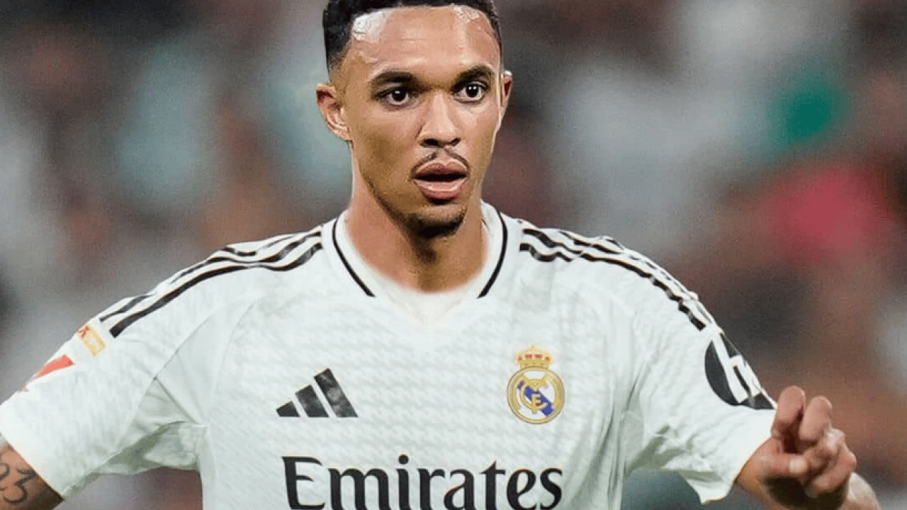 Foto - Liverpool Real Madrid'i devirdi: Anfield tribünlerinde Arda Güler oyundan çıkarken olanlar oldu…