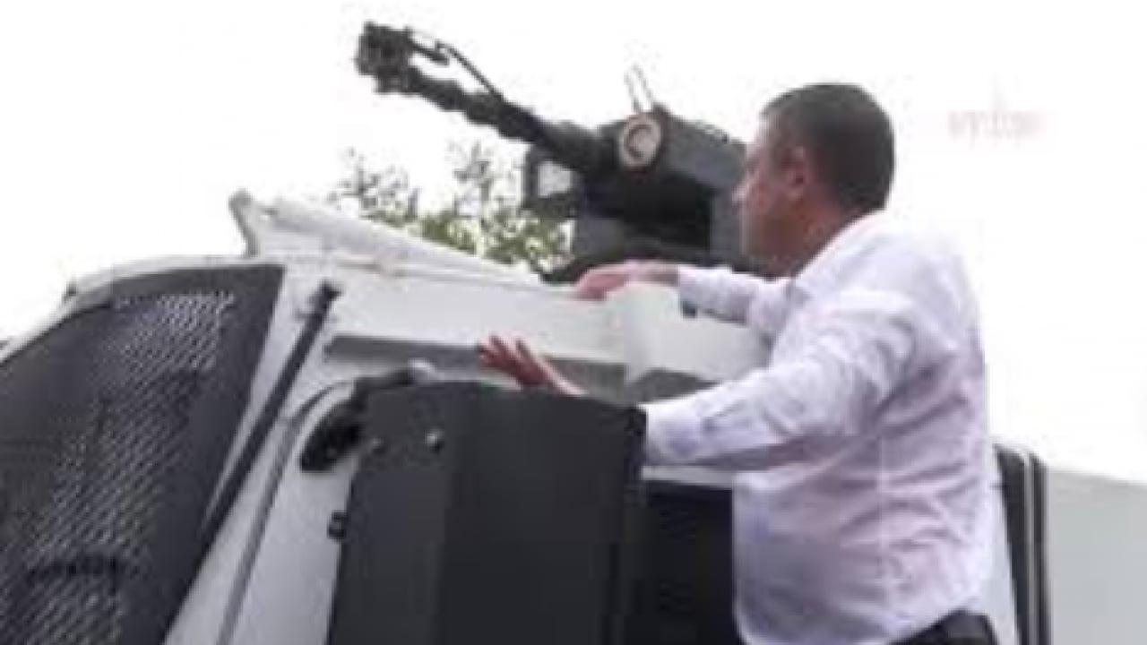 Foto - Logoyu da fikri de yürütmüş! İşte Özel’in yeni partisi