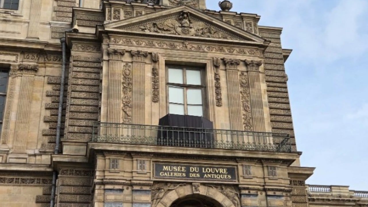 Foto - Louvre Müzesi’nde skandal! Tarihi soygundan sonra istifa geldi