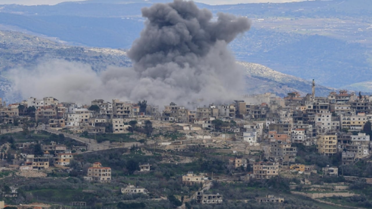 Foto - Lübnan’da soykırım bilançosu ağırlaşıyor! Eli kanlı katil, yine sivilleri hedef aldı: Ölü sayısı 394’e çıktı