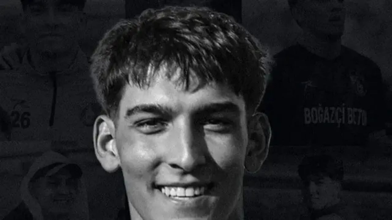 Foto - Maalesef acı haber geldi! Türk futbolcu hayatını kaybetti