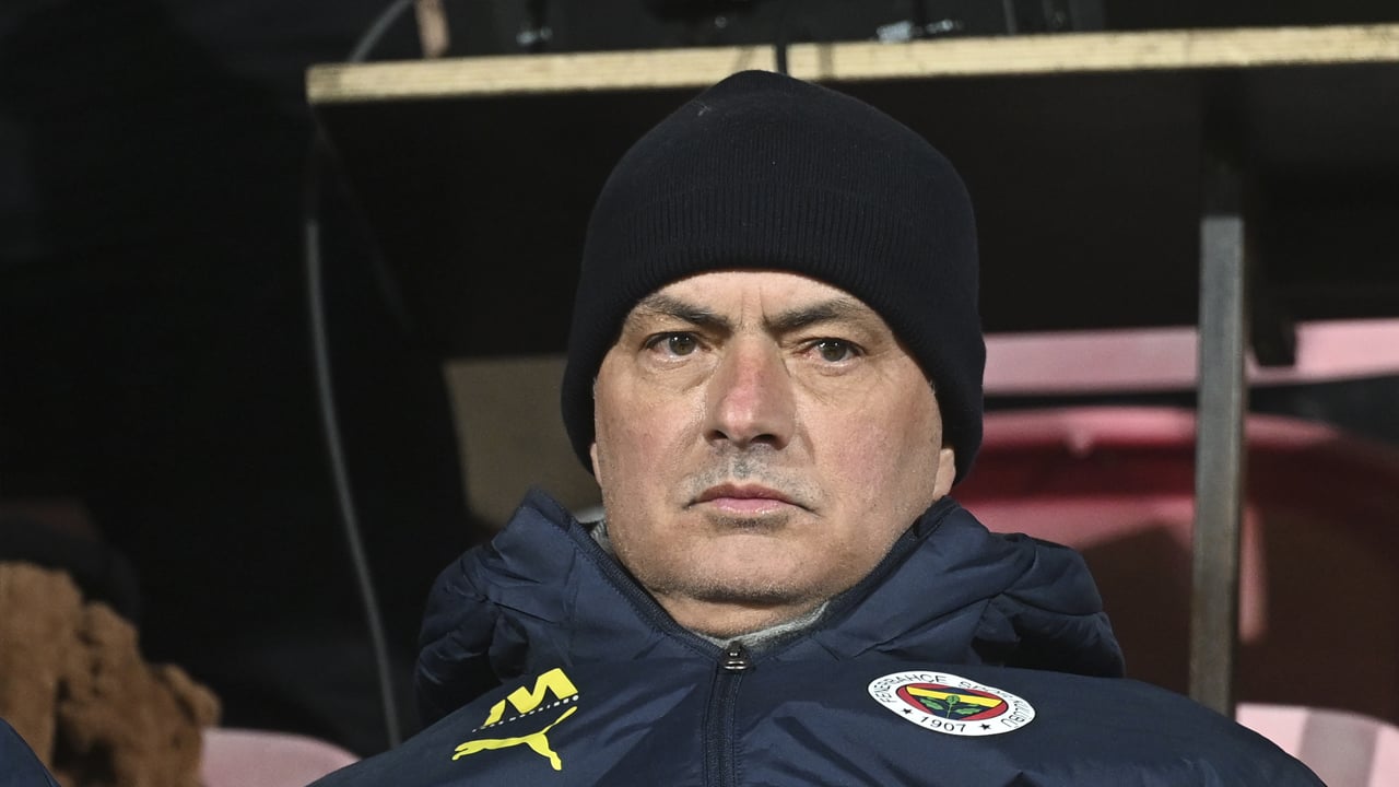 Foto - Maalesef bile bile götürmüş! Mourinho’nun yaptığı hakikaten yenilir yutulur değil…