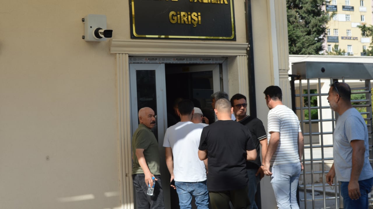Foto - Maalesef fıkra değil gerçek: Ev almak isterken başlarına gelmeyen kalmadı!