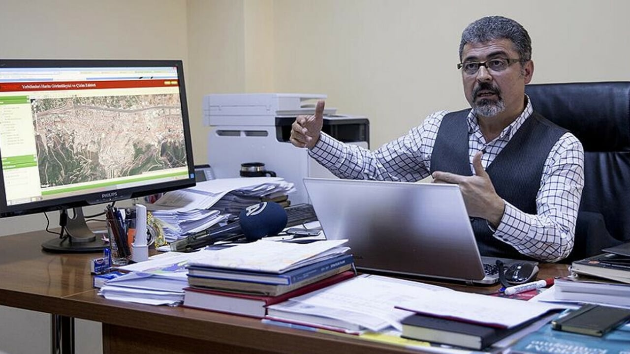 Foto - Maalesef kâbus gibi uyarı geldi: "Bunun olması hiç iyi değil, o bölgemizde büyük bir deprem olabilir"